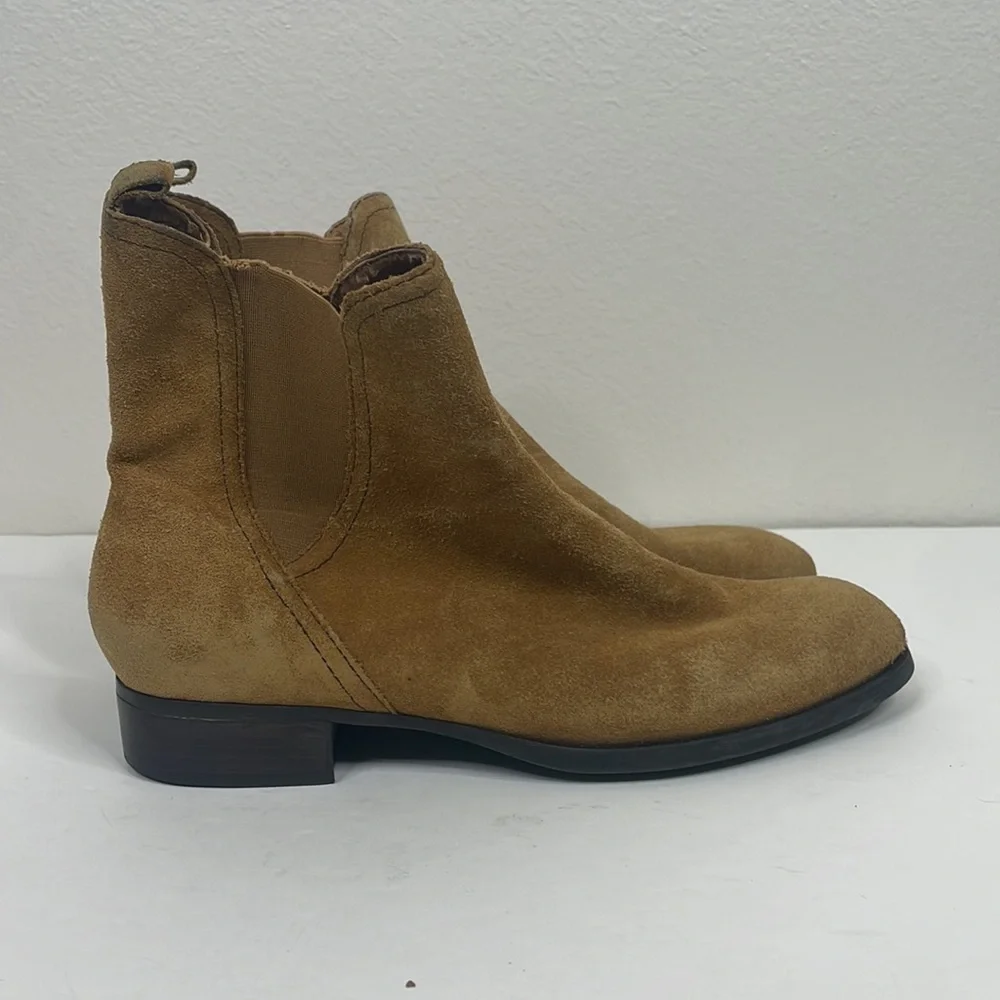 Antonio Melani Suede Ankle Boots Womens‎ size 10 Taupe AS IS